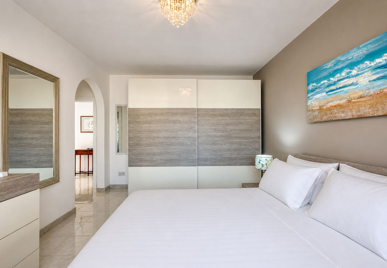 Appartement à Sliema - Spacious & bright apartment, sun terrace PGAL1-1