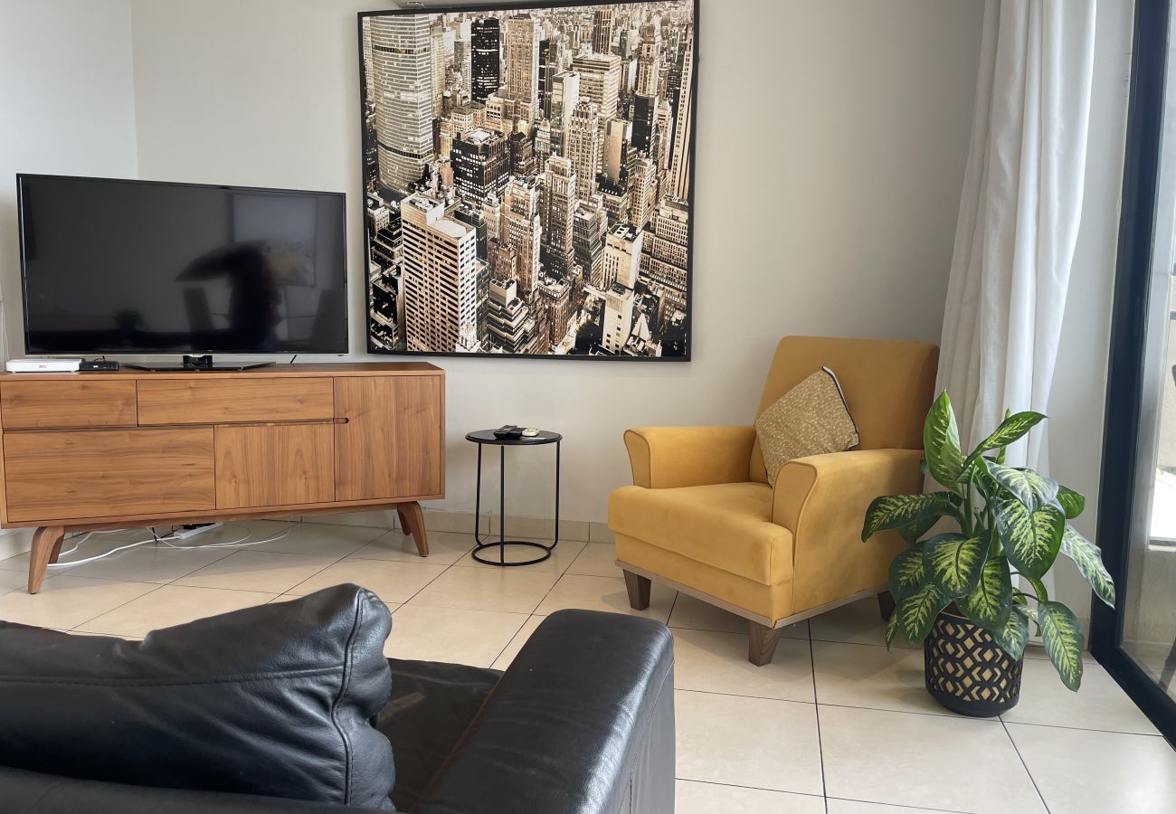 Apartment in Sliema - Seafront apartment in the heart of Sliema MMAI2
