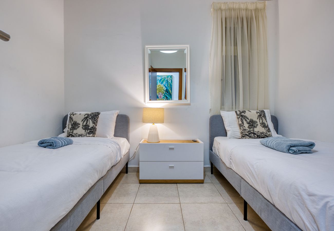 Apartment in Sliema - Seafront apartment in the heart of Sliema MMAI2