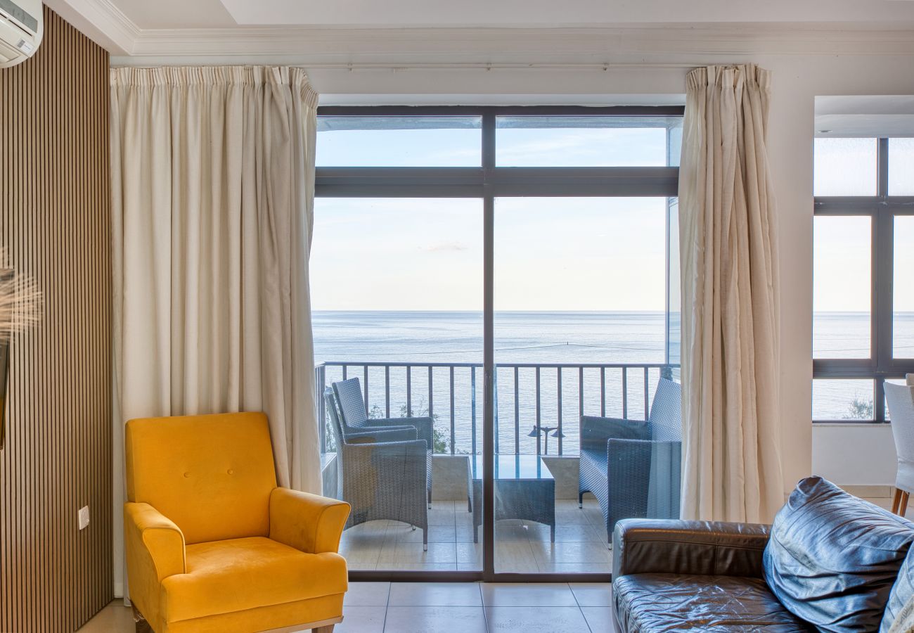 Apartment in Sliema - Seafront apartment in the heart of Sliema MMAI2