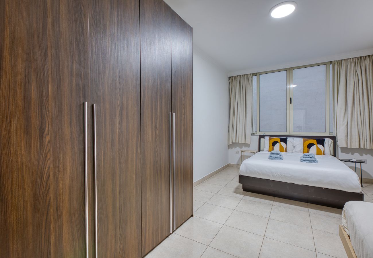 Apartment in Sliema - Seafront apartment in the heart of Sliema MMAI2