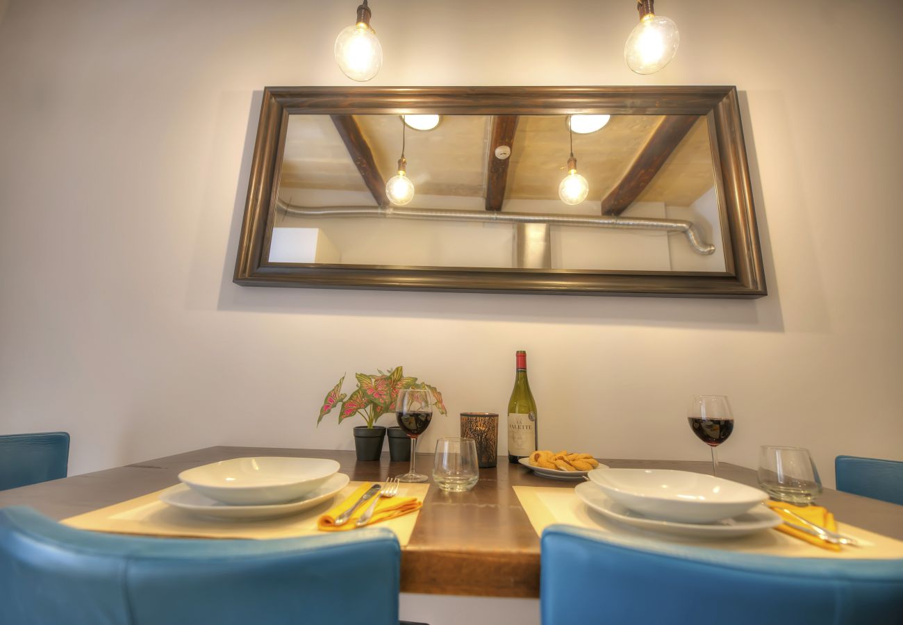 Apartment in Valletta - Romantic maisonette in the heart of Valletta MBAL1