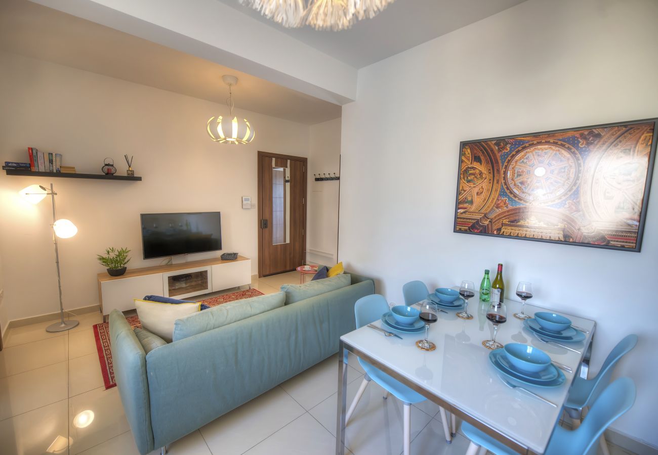 Apartment in Msida - Charming 2 bedroom apartment with balcony ETUS1-1