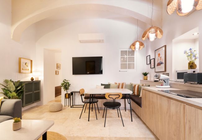 Apartment in Valletta - Stylish & traditional 1 bedroom apartment DDEM1-1