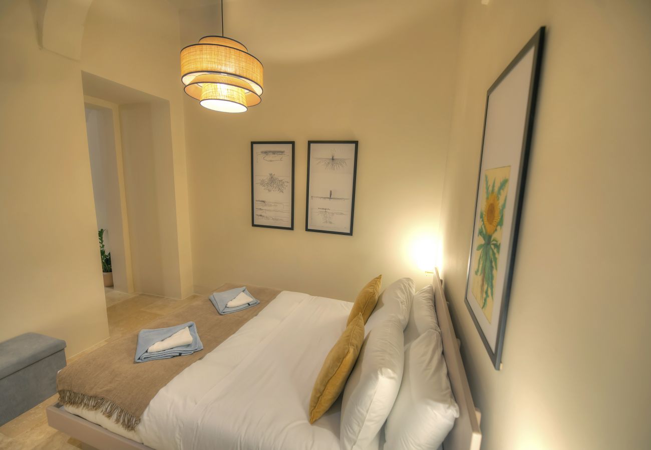Apartment in Valletta - Stylish & traditional 1 bedroom apartment DDEM1-1