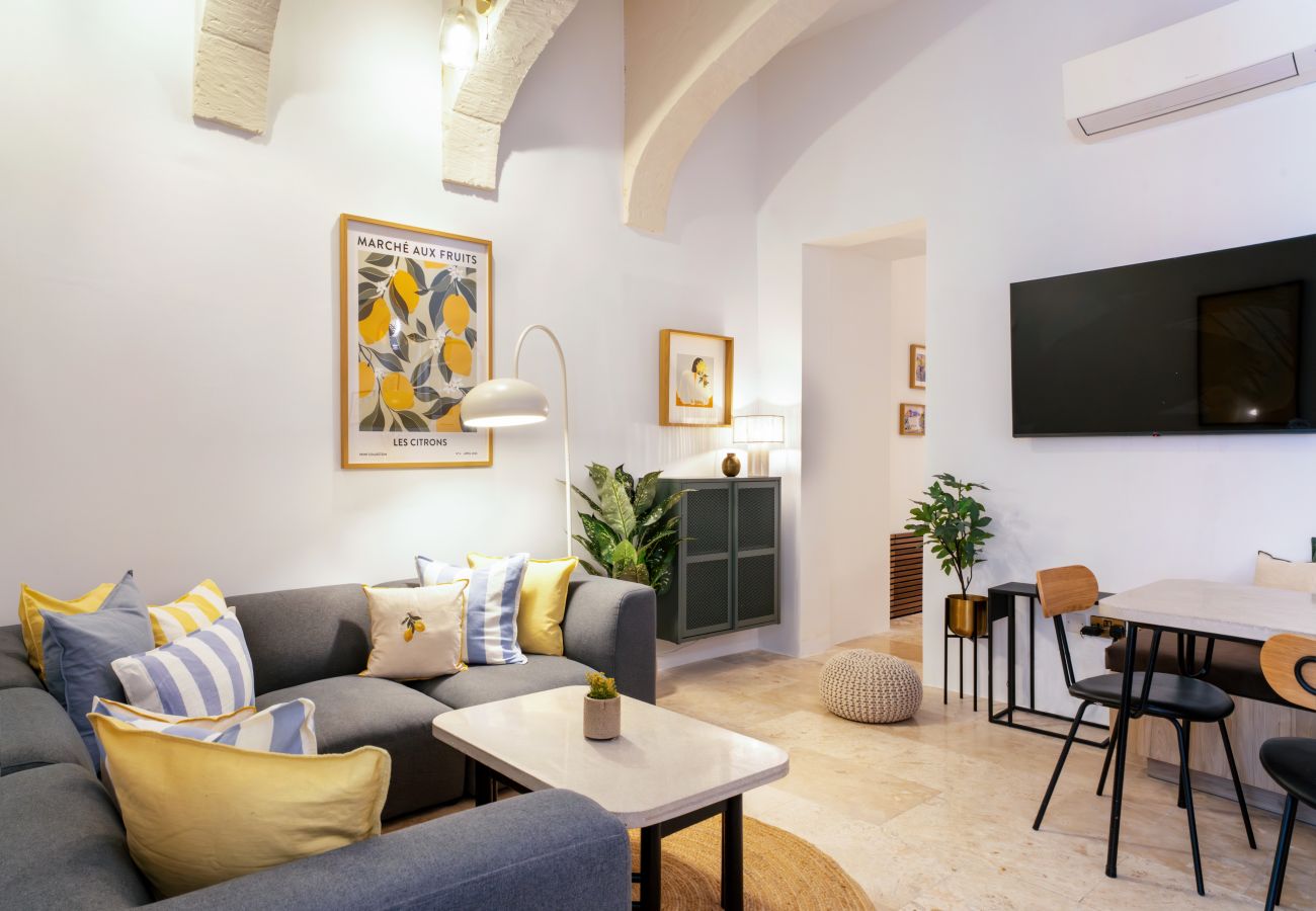 Apartment in Valletta - Stylish & traditional 1 bedroom apartment DDEM1-1