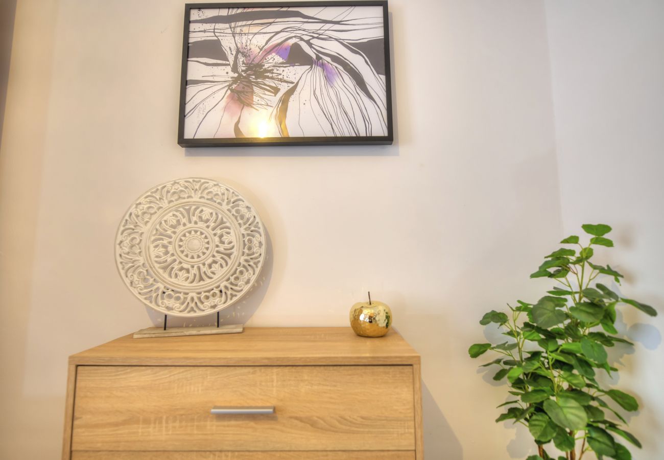 Apartment in St Julian's - 2bedroom with large terrace in Paceville JPOR1-1