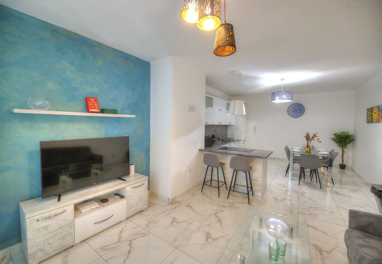 Apartment in Gzira - Spacious & modern 3 bedroom near seafront JBOR1-1