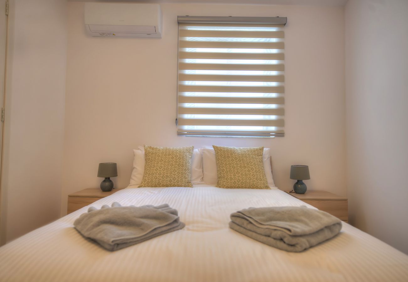 Apartment in Sliema - Bright & cozy 3bedrooms with stunning views DLAP1-1