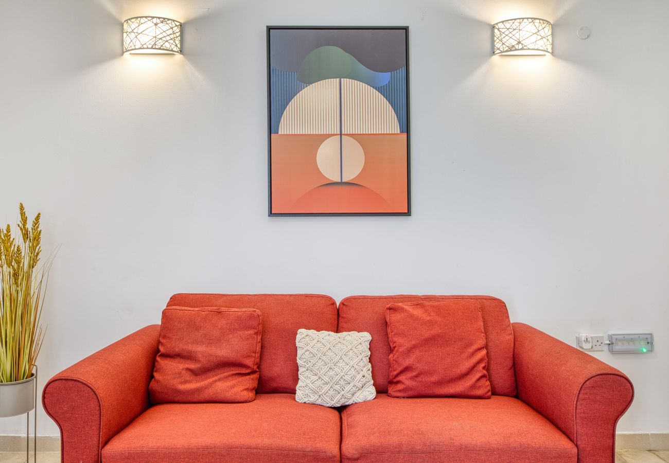 Apartment in St Julian's - Traditional 2 bedroom house with yard SSCH1