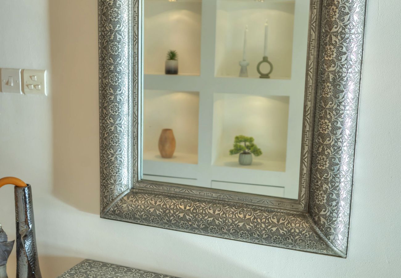Apartment in Sliema - Cozy 2bedroom seafront apartment, balcony GOSLM-10