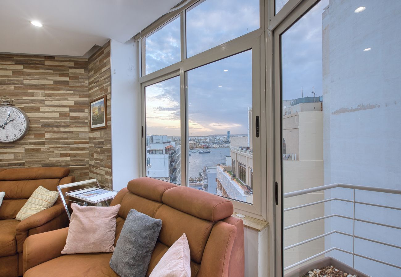 Apartment in Sliema - Roof terrace, Seaview 3 bedroom penthouse GOSLM-11