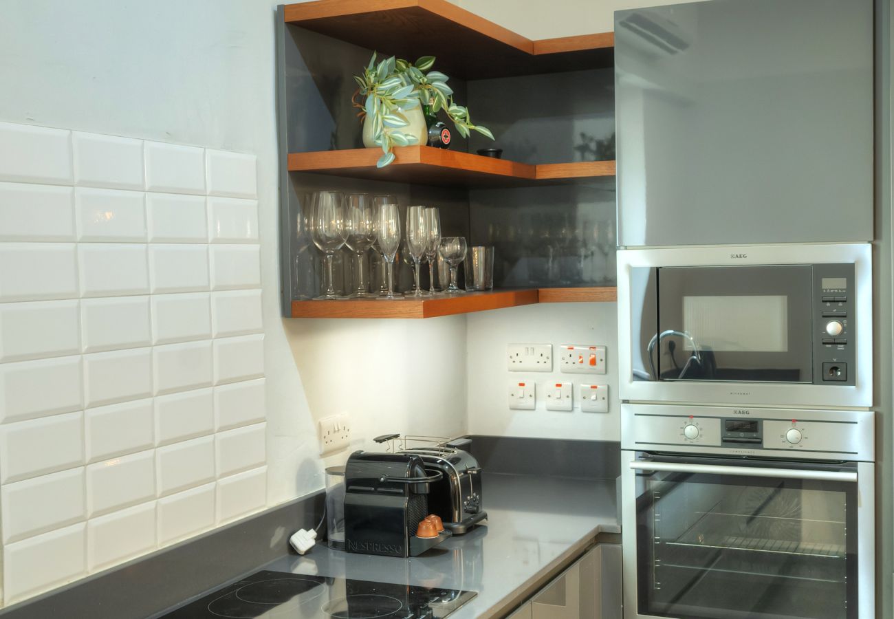 Terraced House in Floriana - Traditional townhouse, terrace near Valletta WENG1-1