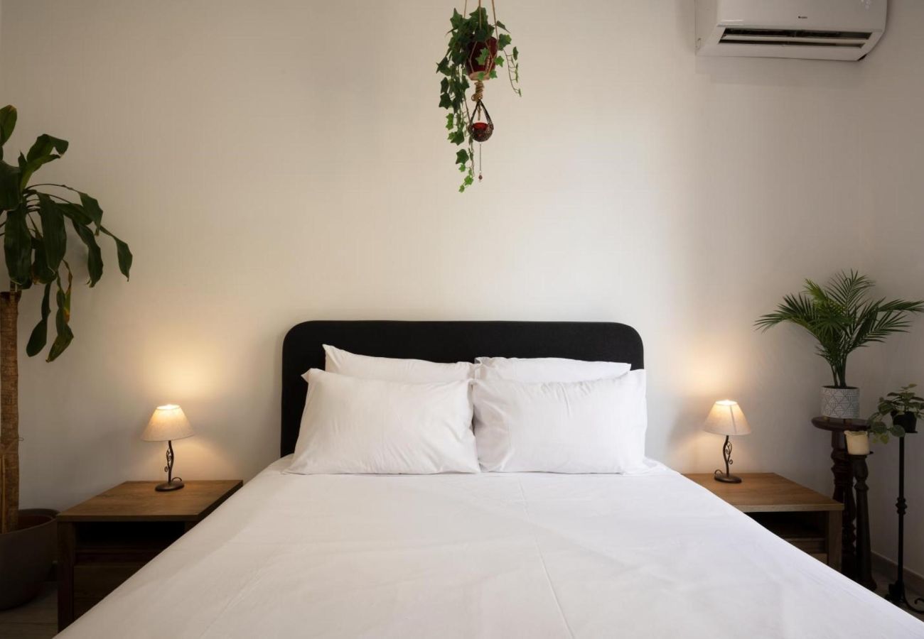 Apartment in Gzira - Cosy and modern 2 bedroom apartment SBOR1-1