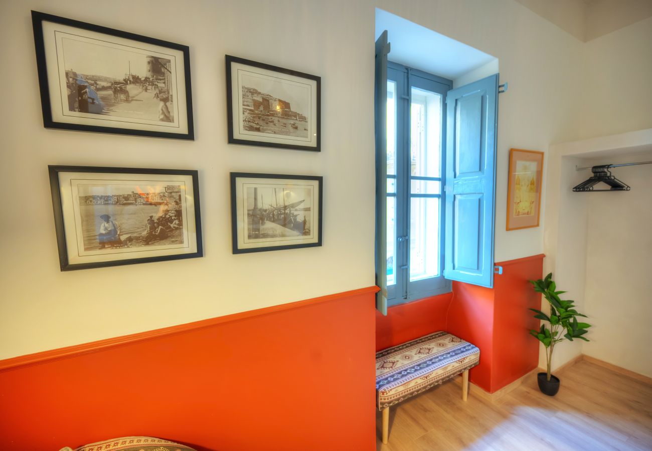 Apartment in Valletta - Luxury & stylish 4bedroom, Valletta centre LDEM1-1