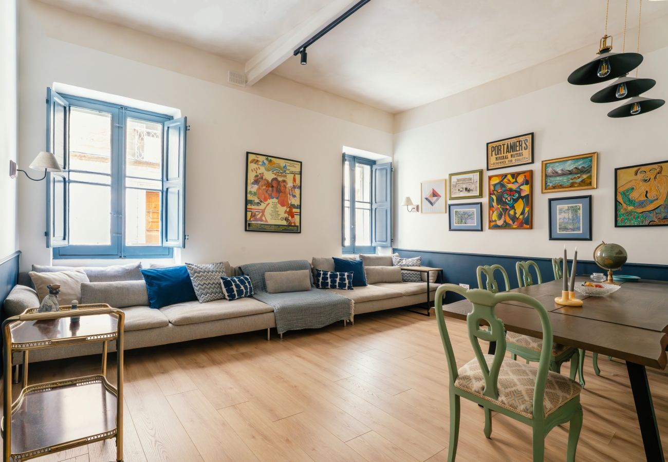 Apartment in Valletta - Luxury & stylish 4bedroom, Valletta centre LDEM1-1