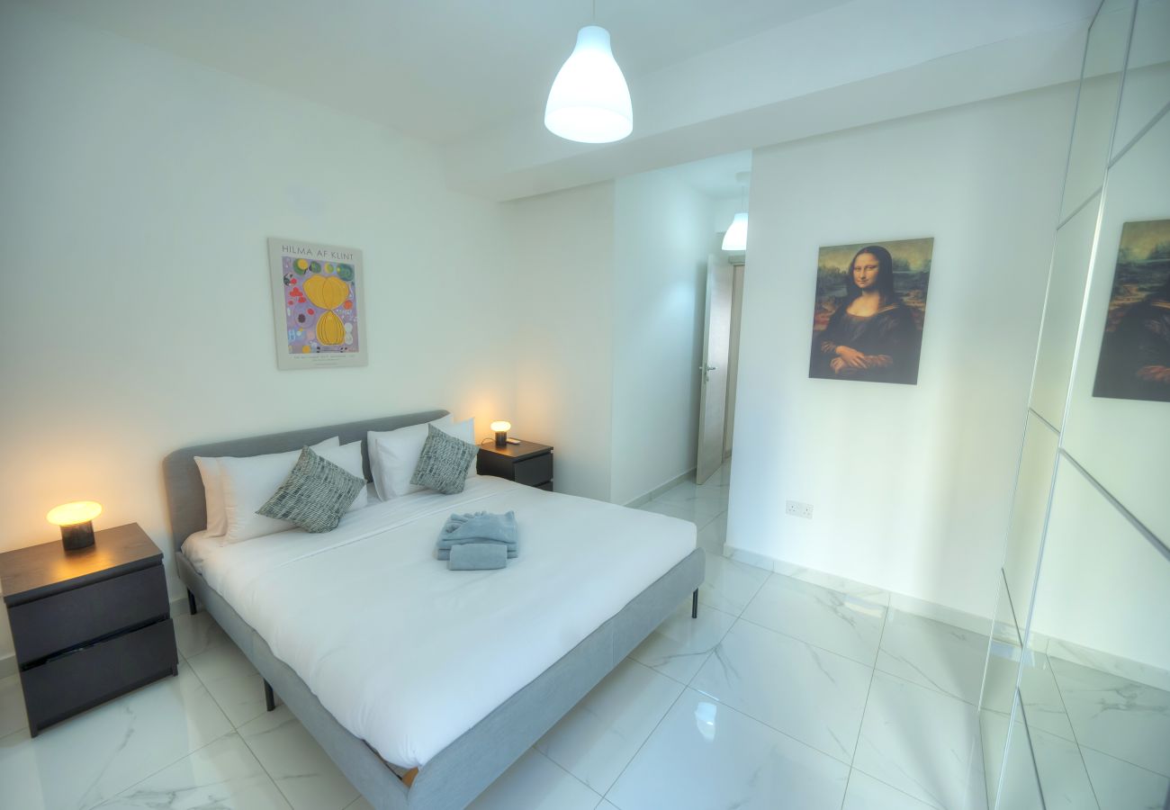 Apartment in Gzira - Seafront 2 bedroom with balcony & jacuzzi GOGZR-6