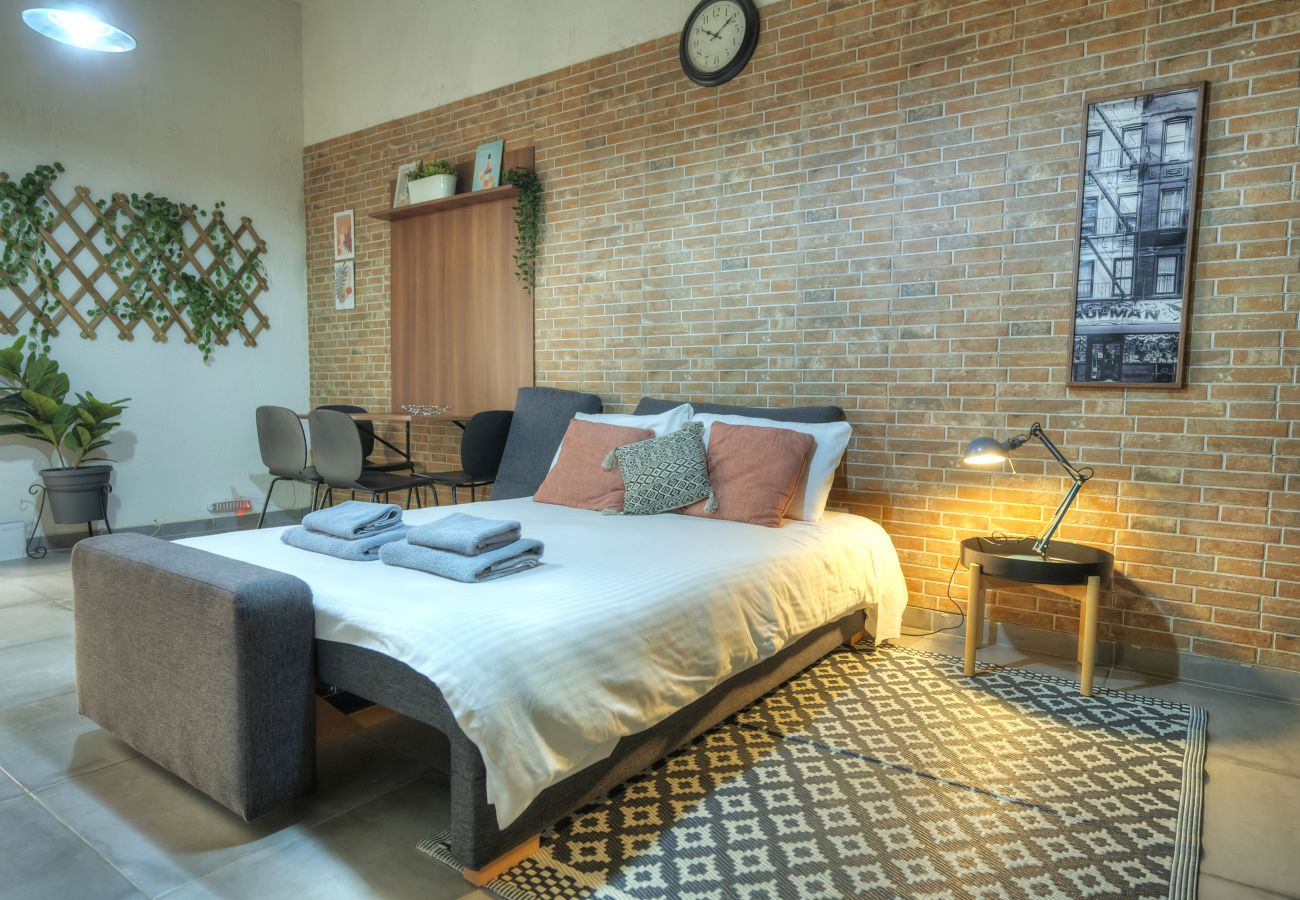 Apartment in Gzira - Stylish & cosy apartment near seafront LGAL1-1