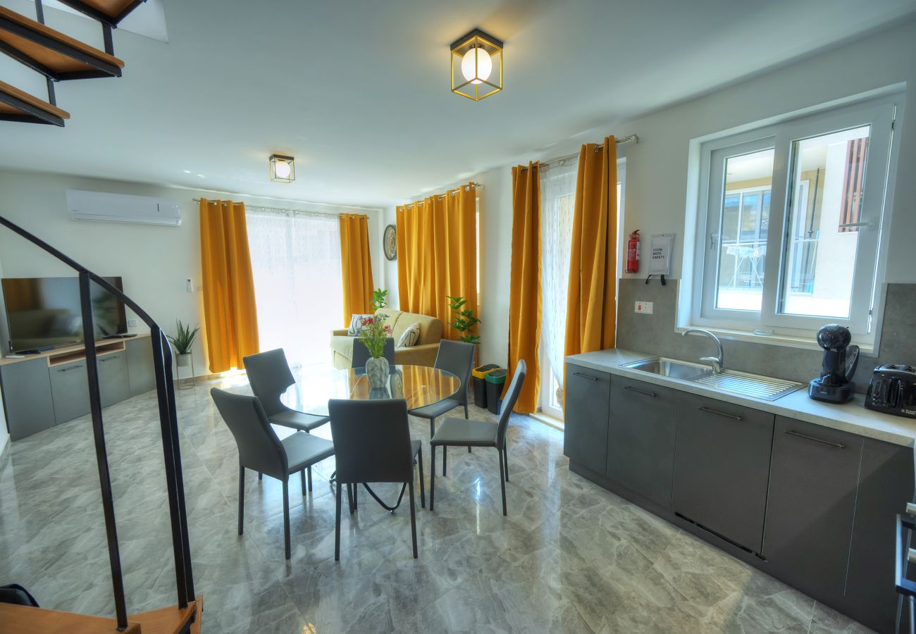 Apartment in Msida - Luxury penthouse with jacuzzi, sun terrace APIC1-2