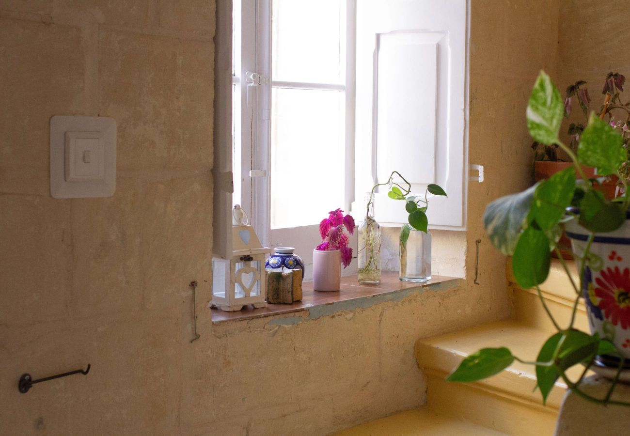 Terraced House in L-Isla - Traditional townhouse with roof terrace RTHE1-1