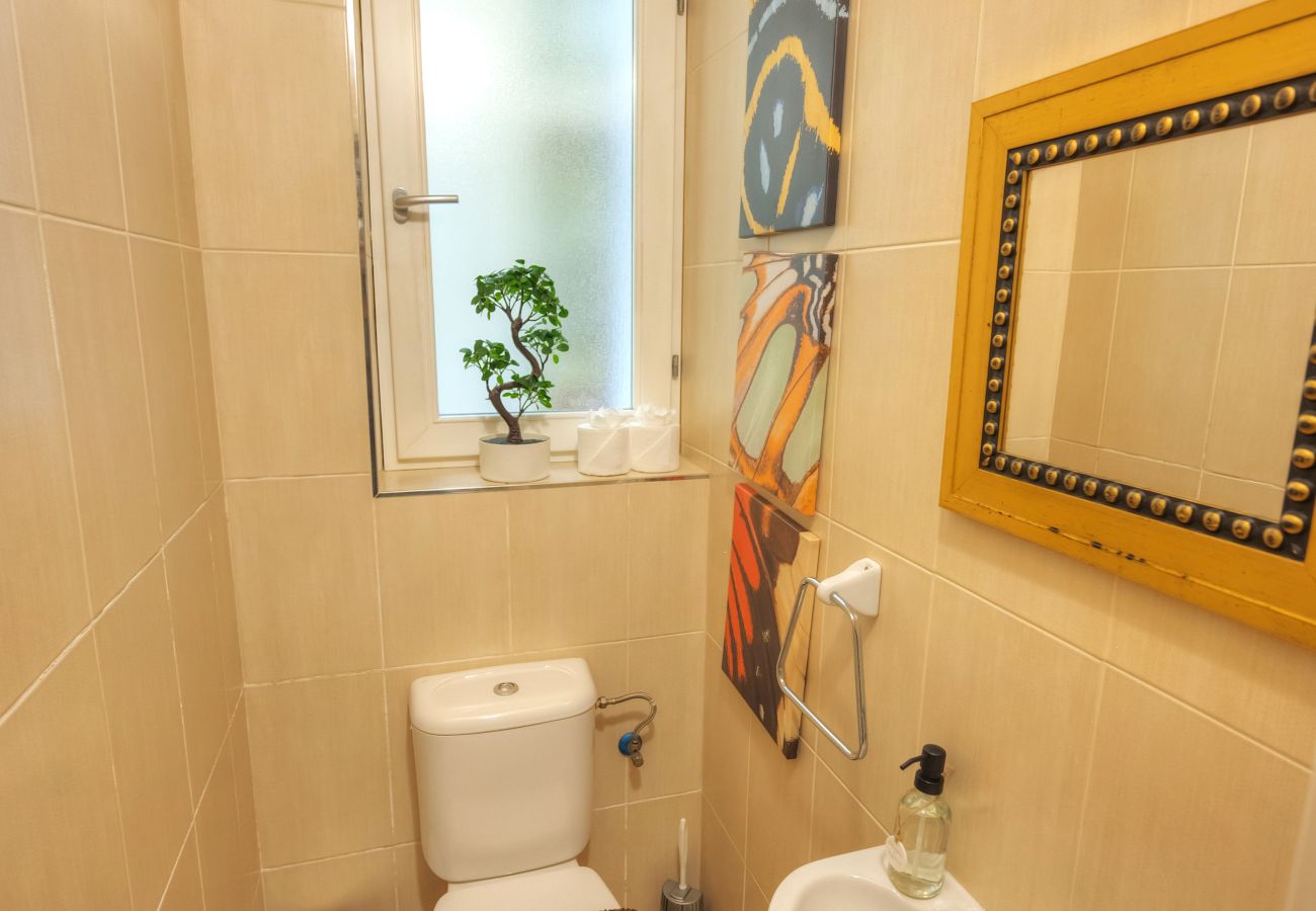 Terraced House in Valletta - Magestic palazzo, jacuzzi on roof terrace GOVAL-3