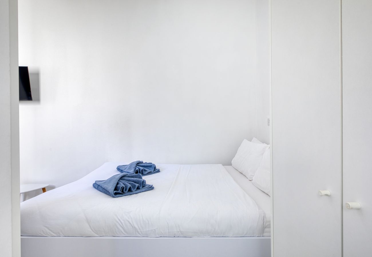 Studio in Cospicua - Cosy double studio, shared roof terrace GOBLU-4