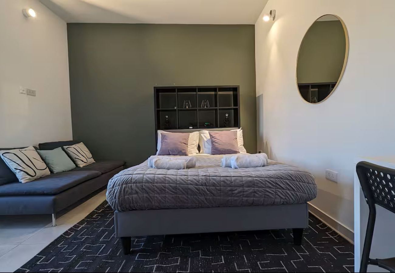 Studio in Cospicua - Charming studio with kitchenette & balcony GOBLU-6