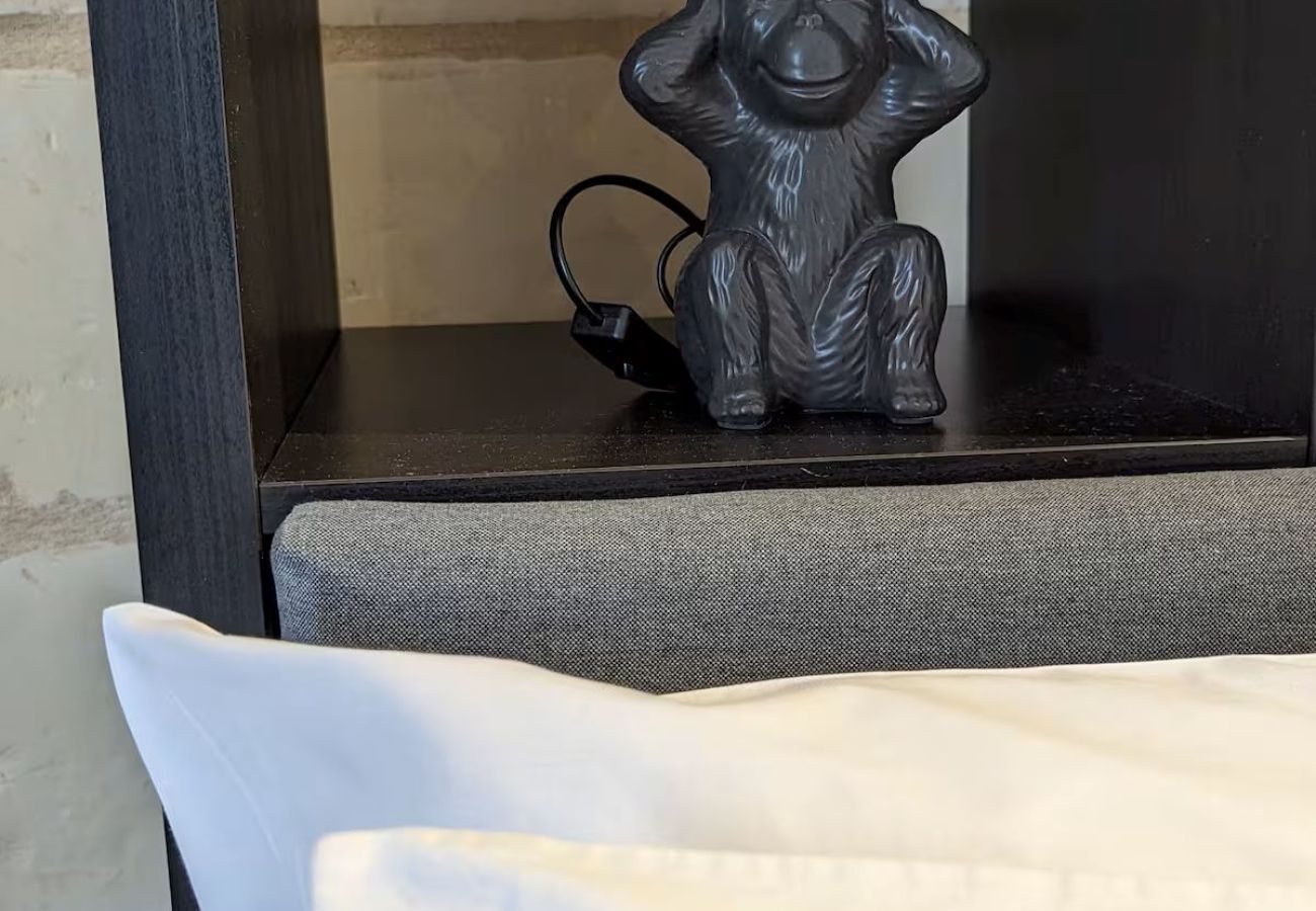 Studio in Cospicua - Stylish studio, balcony, roof terrace GOBLU-5