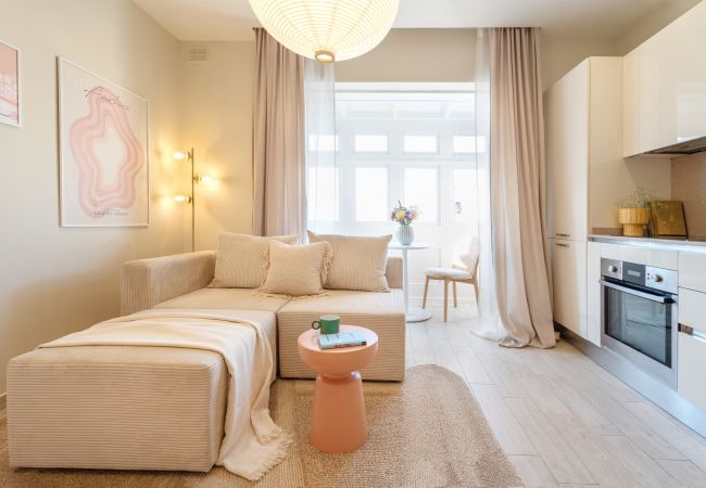  in Sliema - Charming, modern apartment with terrace LDEM1-4