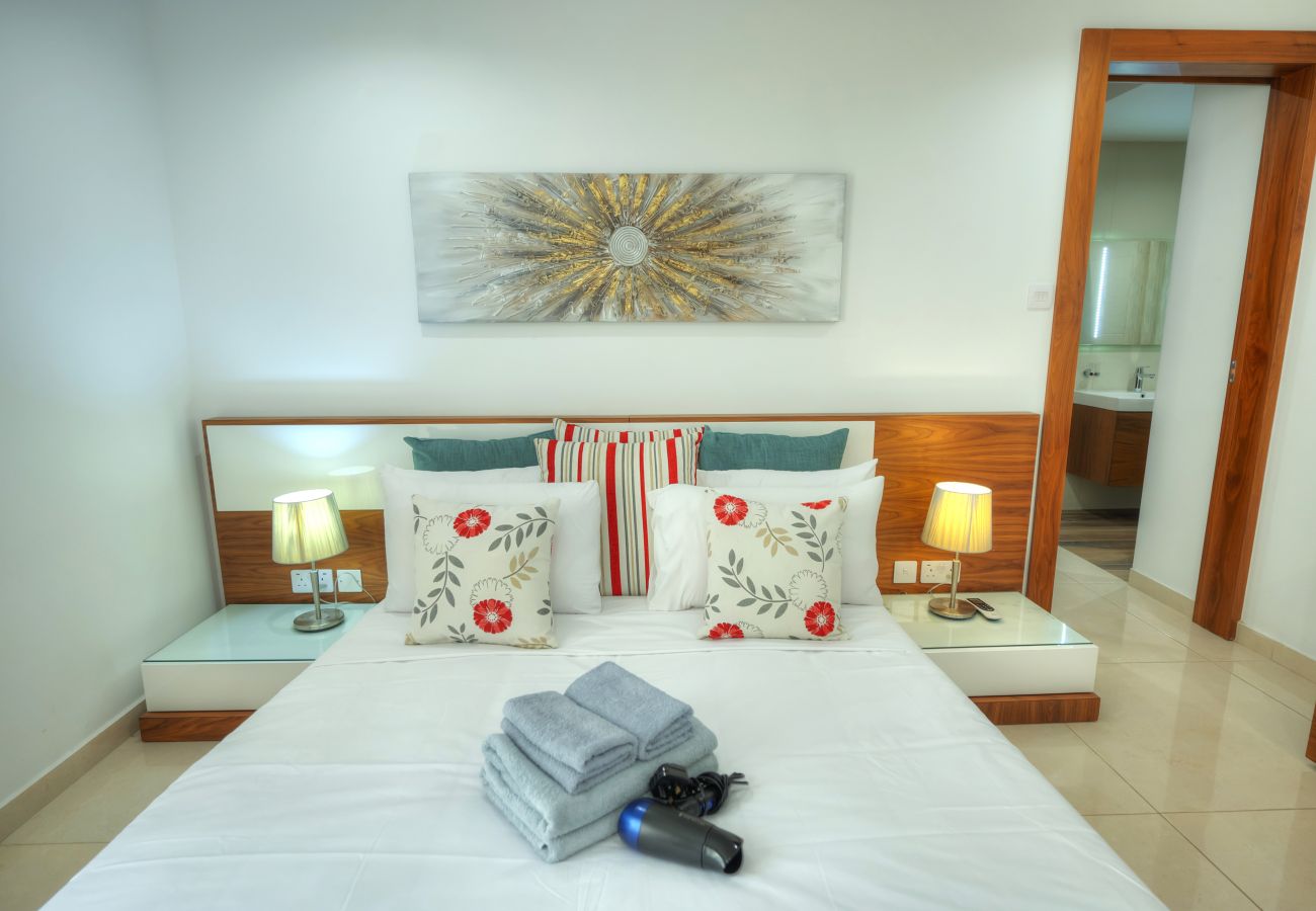 Apartment in Sliema - Large 3 bedroom with seafront balcony DDIF1-5