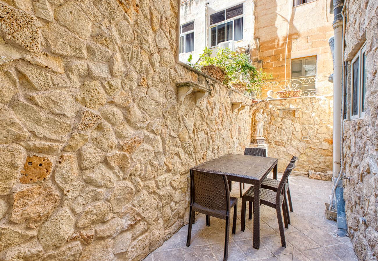 House in Sliema - Charming and cosy maisonette in Sliema RABE1-1