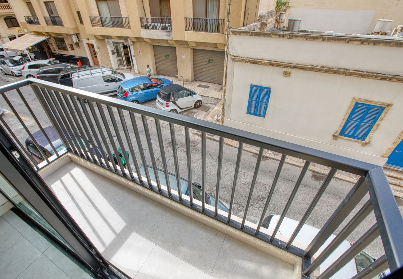 Apartment in Sliema - Spacious & Cozy 4-Bedroom in Sliema JELL1-2