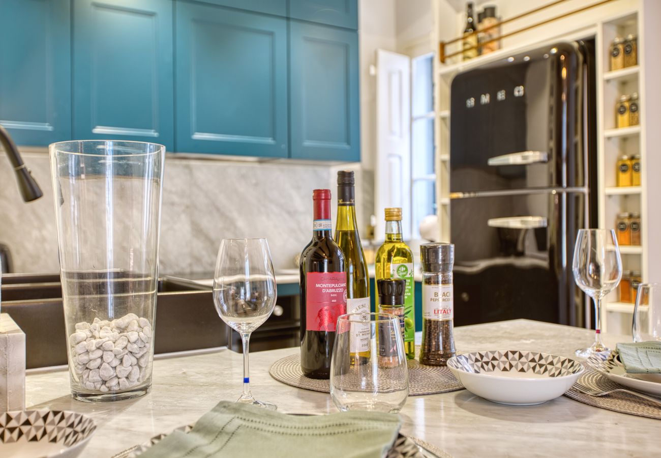 Apartment in Valletta - Luxury studio with Maltese balcony LDEM2-1