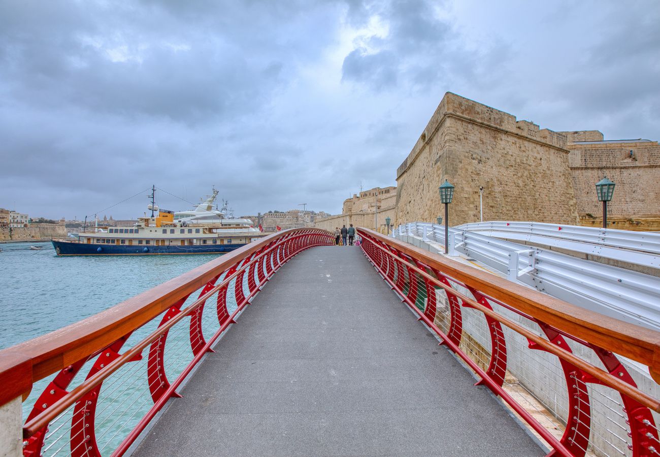 Apartment in Birgu - Spacious waterfront 1-bedroom apartment GSPI1-1
