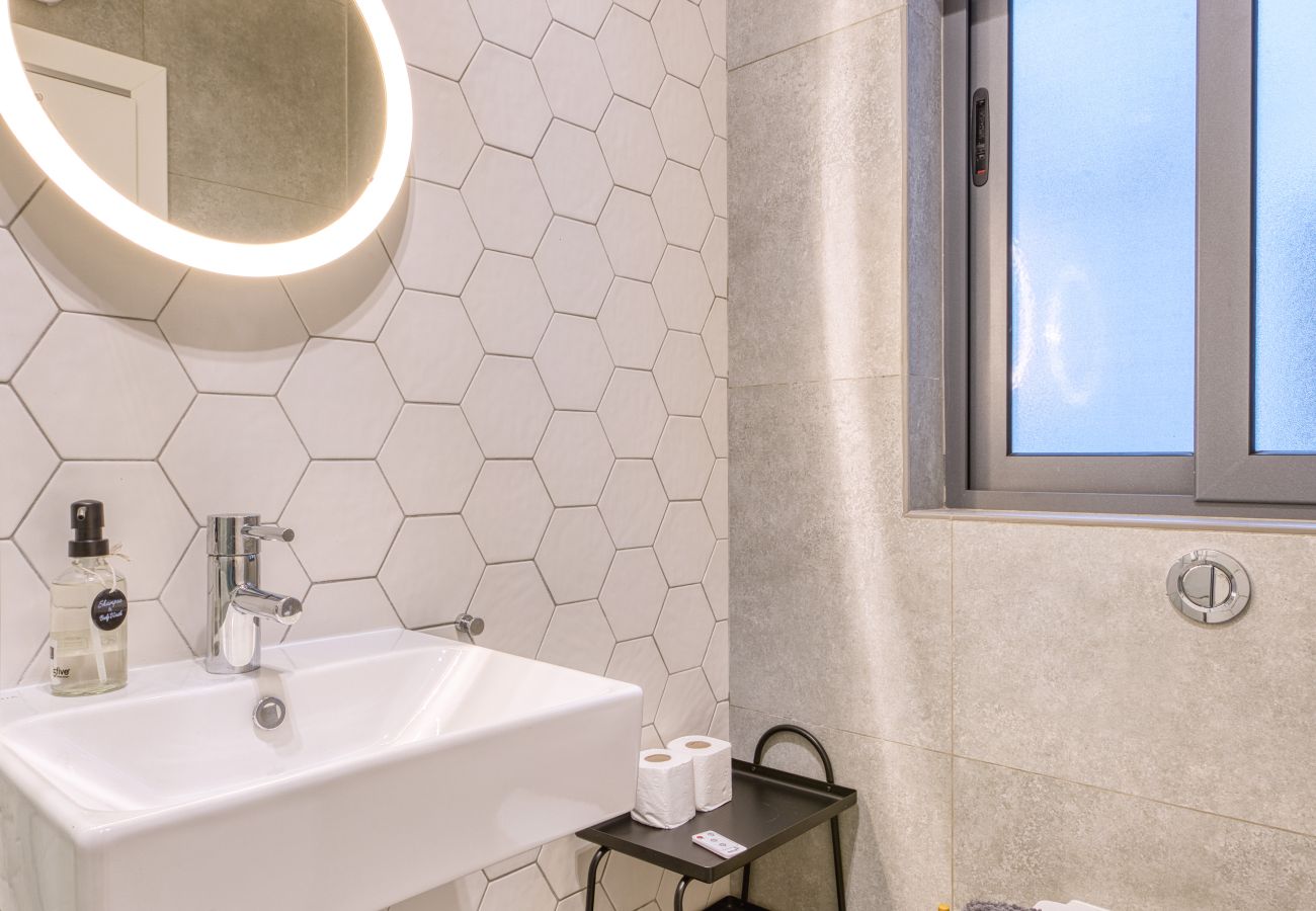 Apartment in Marsaxlokk - Bright & Cozy 3-Bedroom Apartment ACAL1-1