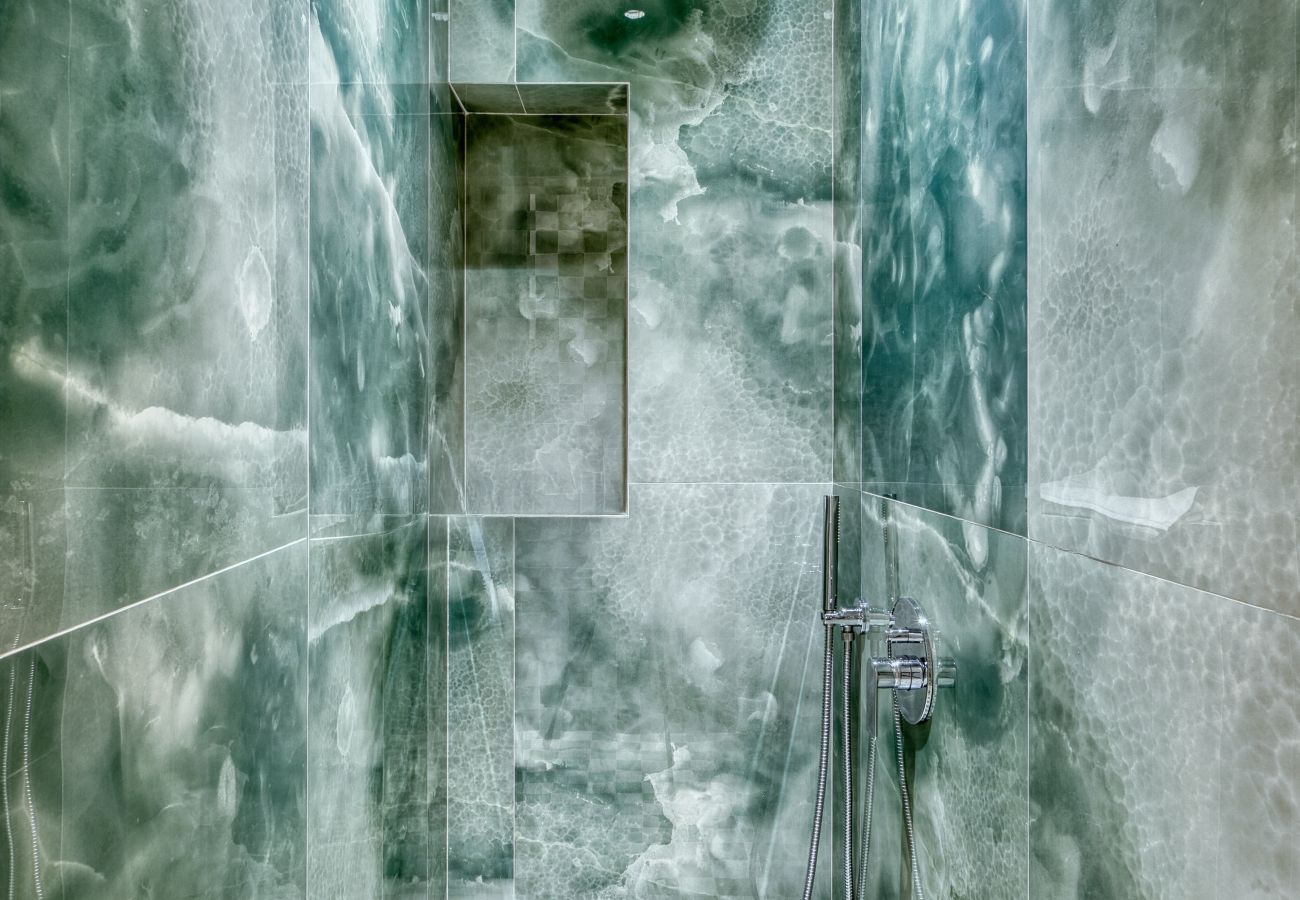 Apartment in Valletta - Traditional seaview 3 bedroom with balcony LDEM1-6