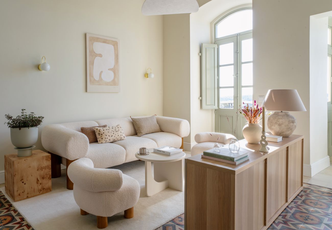 Apartment in Valletta - Traditional seaview 3 bedroom with balcony LDEM1-6
