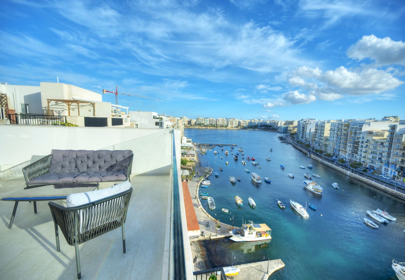 Apartment in St Julian's - Luxury seaview penthouse,roof terrace,hot tub YVAN1-1