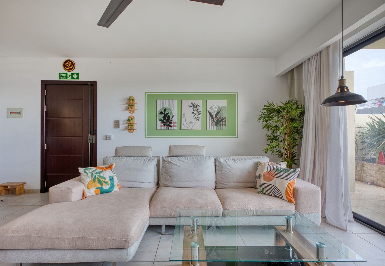 Apartment in Marsaskala - Elegant apartment, large sun terrace, hot tub SMAS1-1 