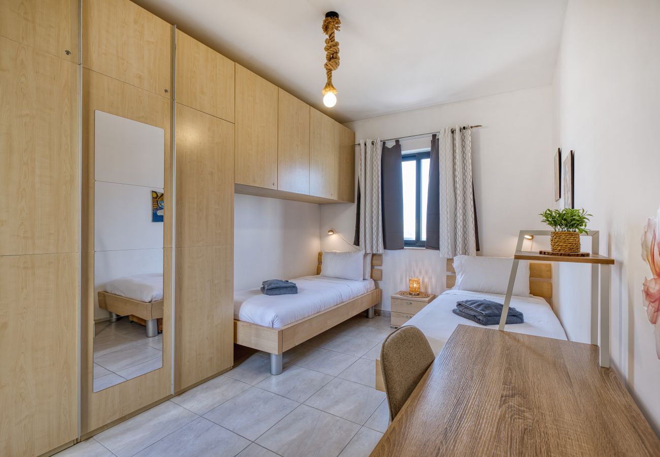 Apartment in Marsaskala - Elegant apartment, large sun terrace, hot tub SMAS1-1 