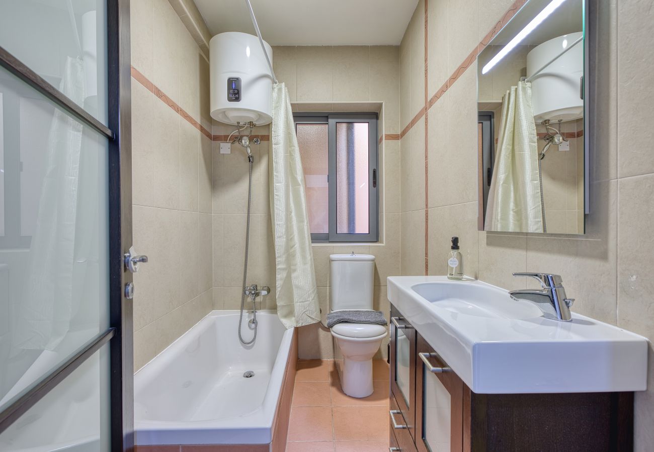 Apartment in Marsaskala - Charming 2 bedroom flat close to the beach RMUS1-1