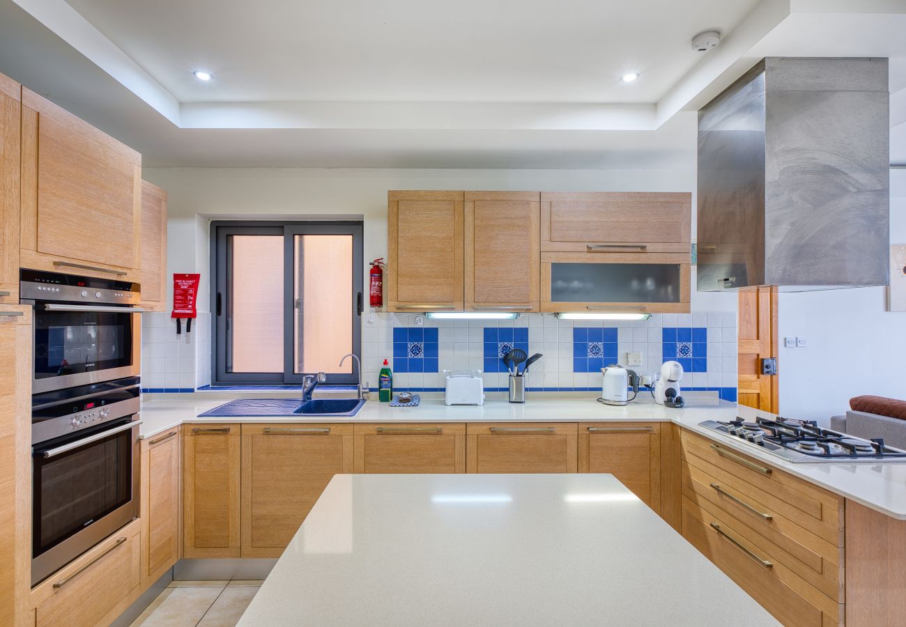 Apartment in Marsaskala - Charming 2 bedroom flat close to the beach RMUS1-1