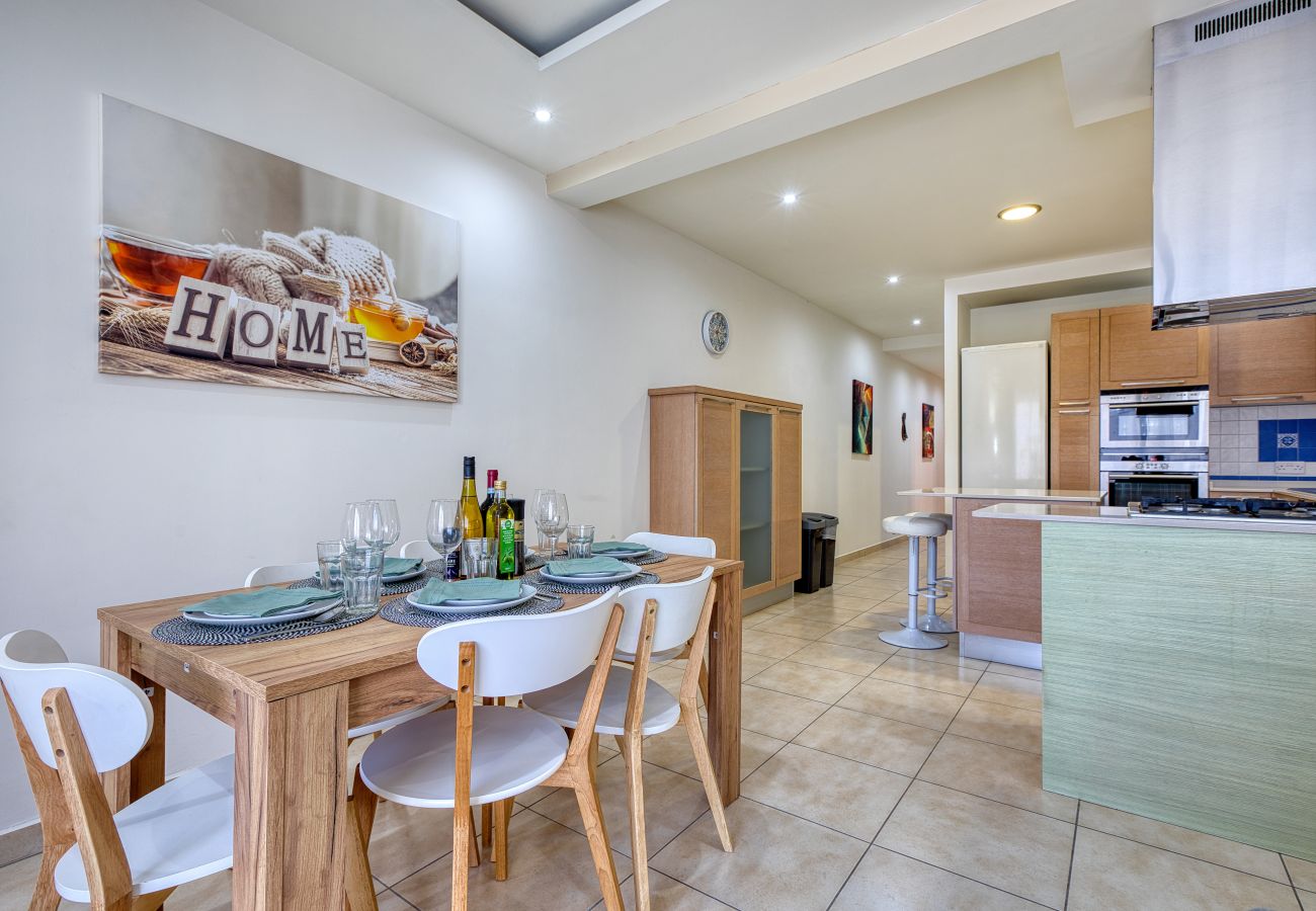 Apartment in Marsaskala - Charming 2 bedroom flat close to the beach RMUS1-1