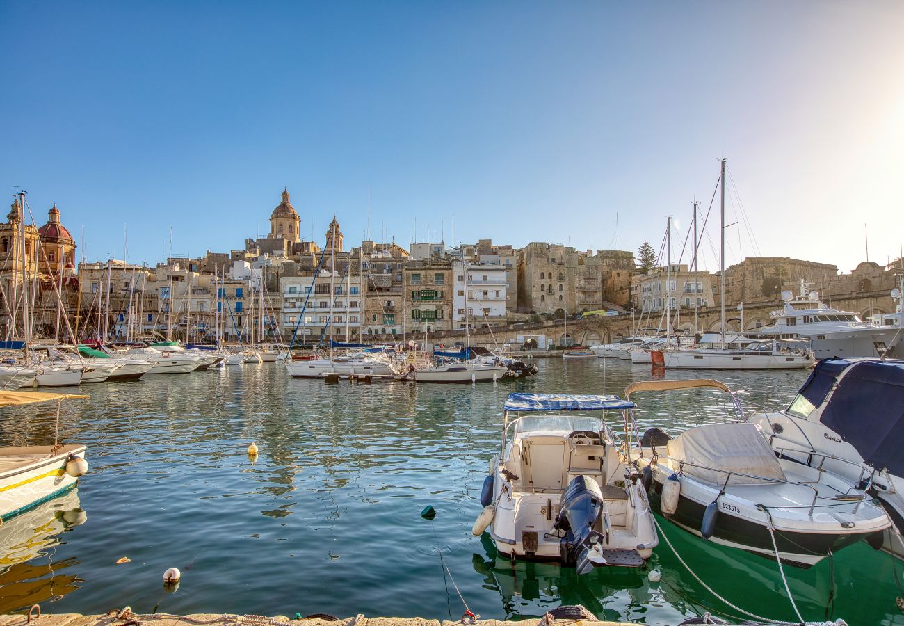 Apartment in L-Isla - Stylish 2 bedroom flat, breath taking views BBRI1-1