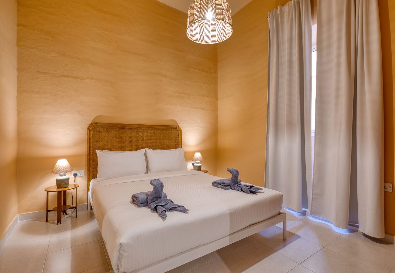 Apartment in L-Isla - Stylish 2 bedroom flat, breath taking views BBRI1-1