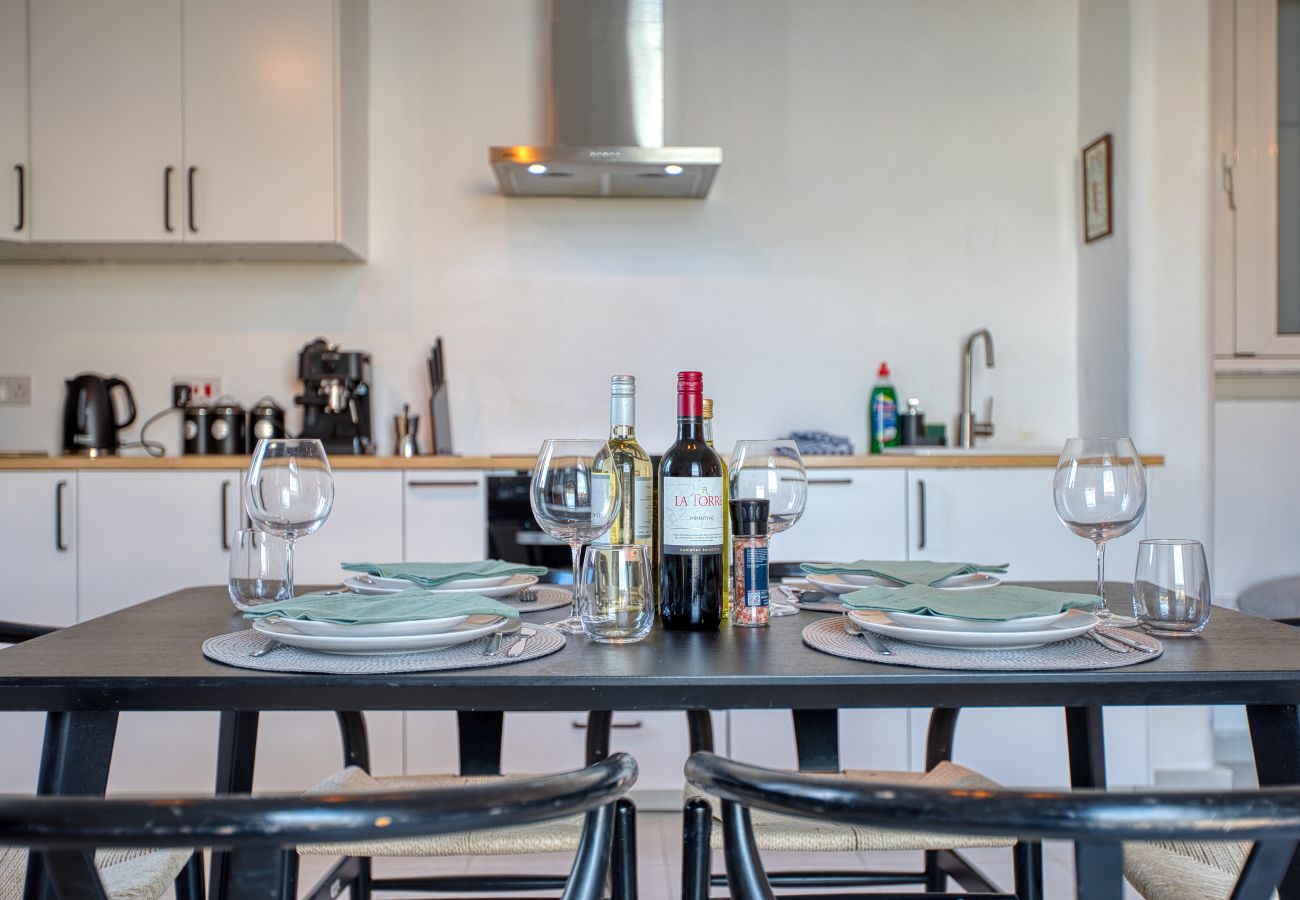 Apartment in L-Isla - Stylish 2 bedroom flat, breath taking views BBRI1-1