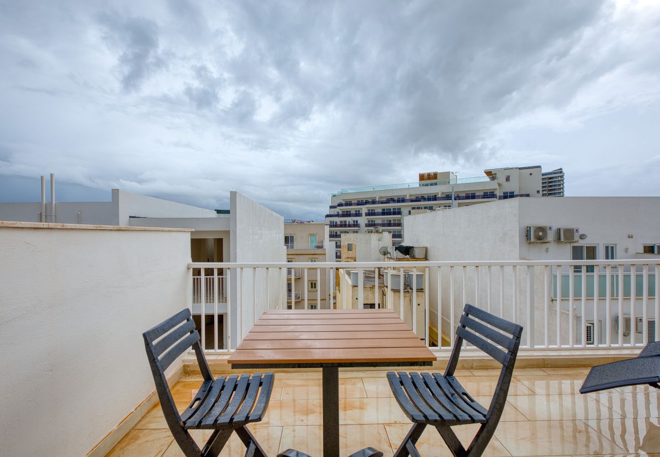 Apartment in Gzira - Bright & modern penthouse, 2 sun terraces BFRA1-3