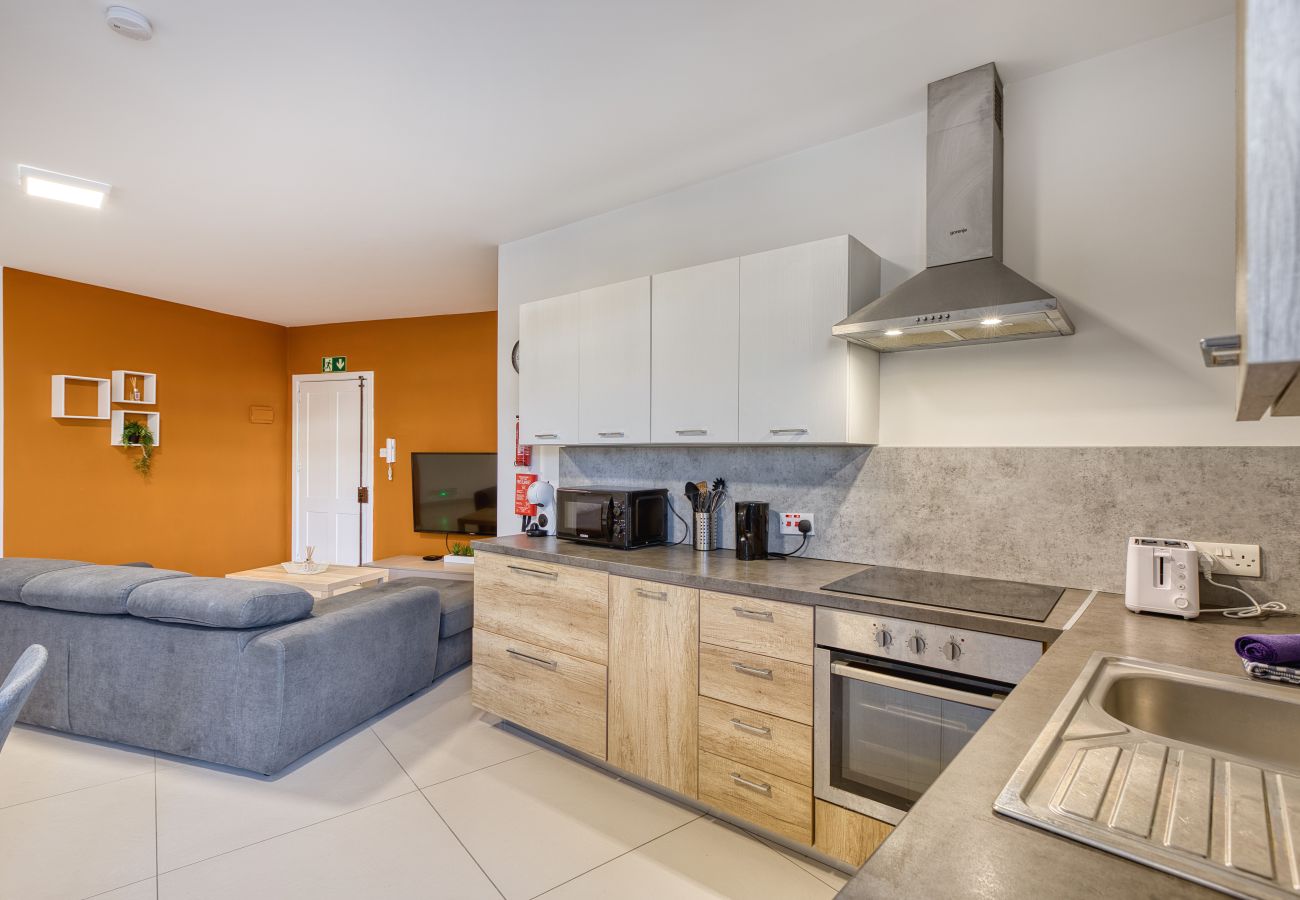 Apartment in Swieqi - Modern and cosy 2 bedroom flat with balcony BSAI1-1