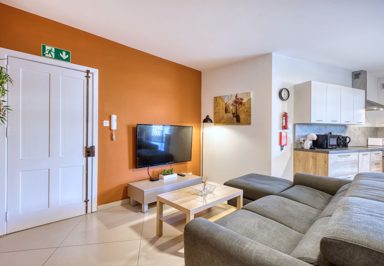 Apartment in Swieqi - Modern and cosy 2 bedroom flat with balcony BSAI1-1