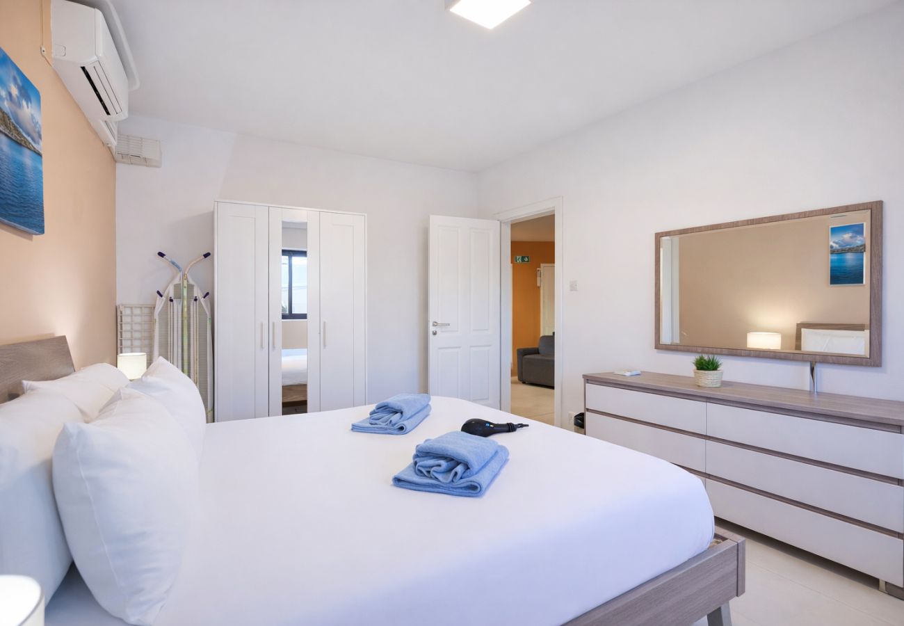 Apartment in Swieqi - Modern and cosy 2 bedroom flat with balcony BSAI1-1